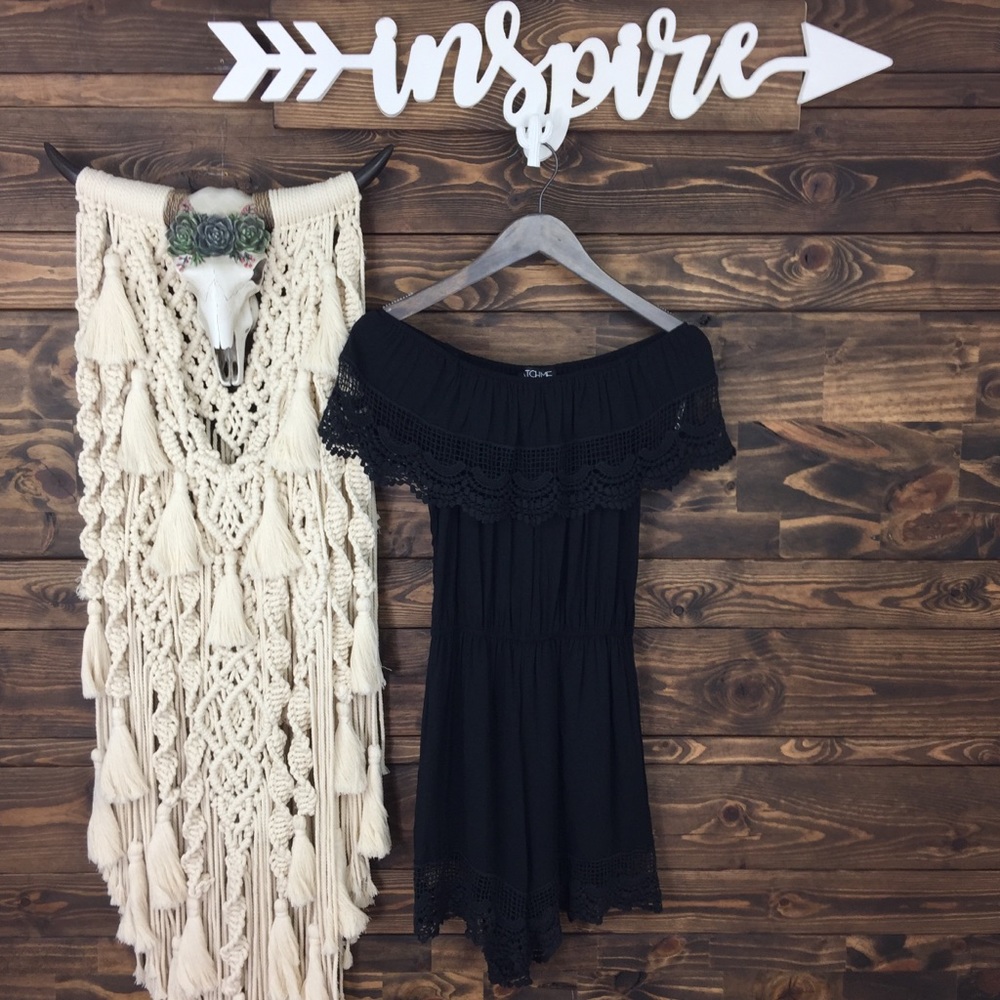Catch Me | Scalloped Crochet Lace Off Shoulder Romper